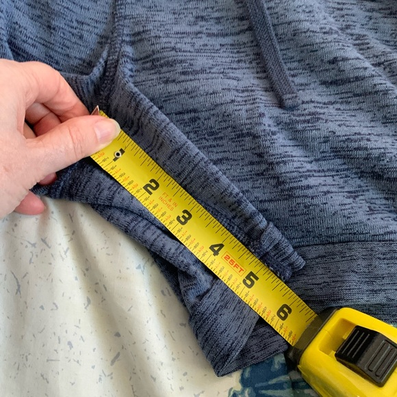 Athleta Heathered Navy Athletic Shorts size Small - Picture 4 of 6